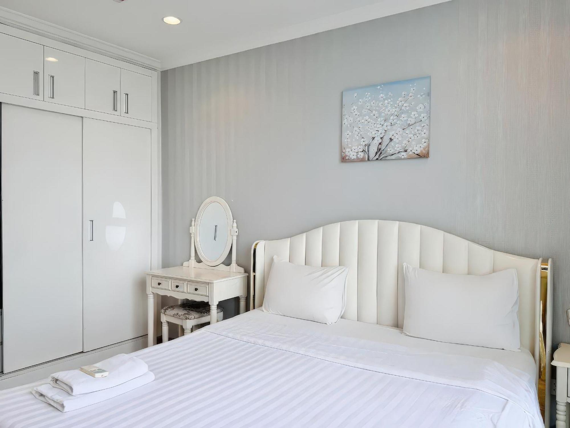 Urban Zen Saigon - Vinhomes Landmark 81 *